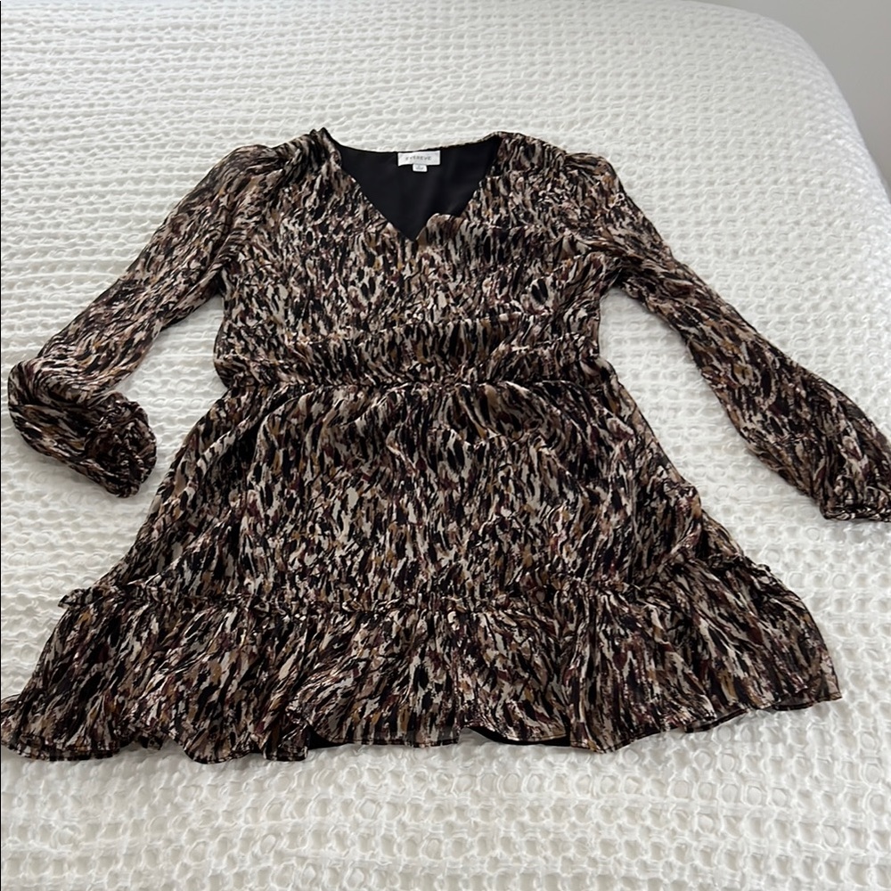 Evereve Patterned Long Sleeve Dress size L